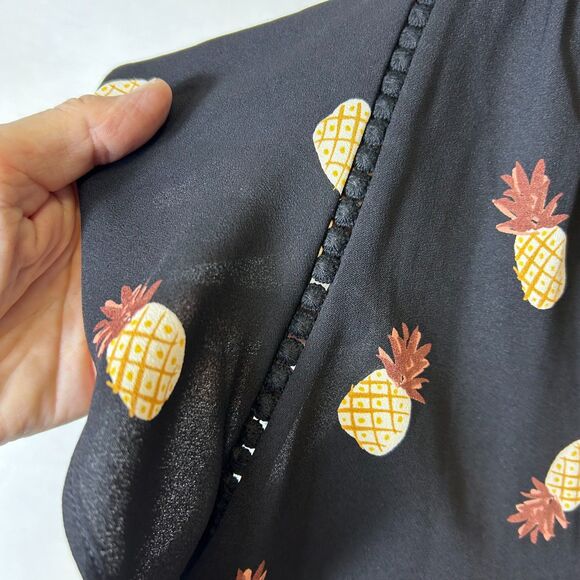 Kate Spade NY Black Yellow Pineapple Print V-Neck Ruffle Hem Blouse Size XXS - Picture 6 of 13